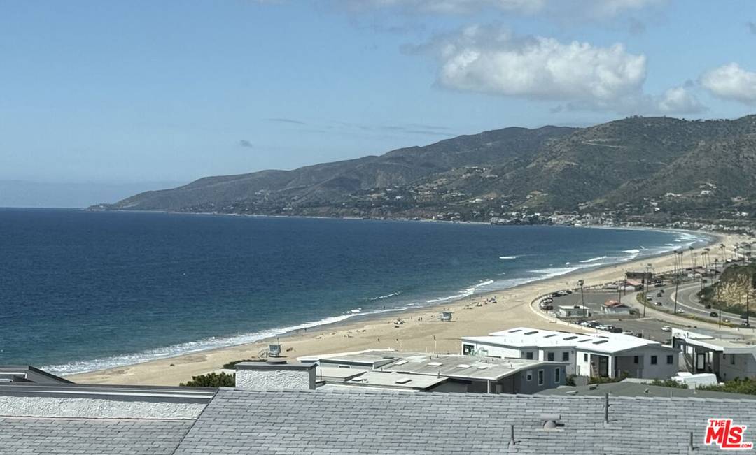 6780   Shearwater Ln 2BR Malibu La