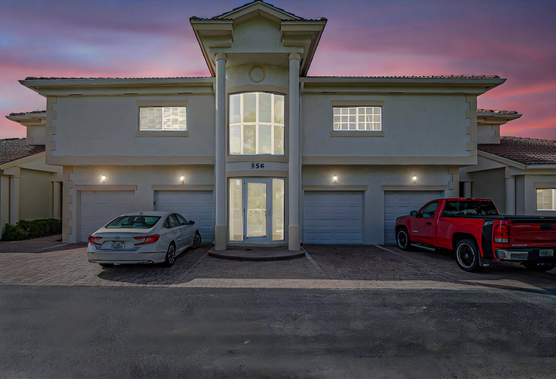 ''Beautifully renovated top floor condo w water and fountain views.