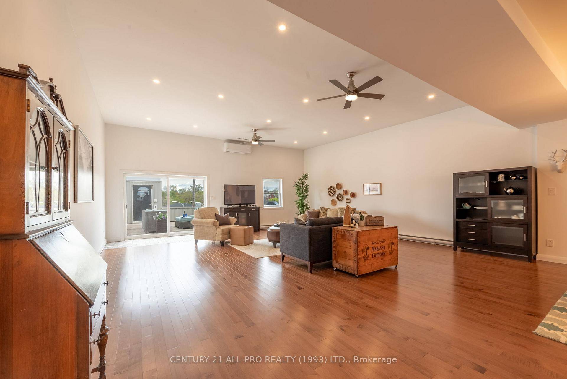 Seeking Star Tenant for this urban sanctuary in Cobourg's Feel Good Town.
