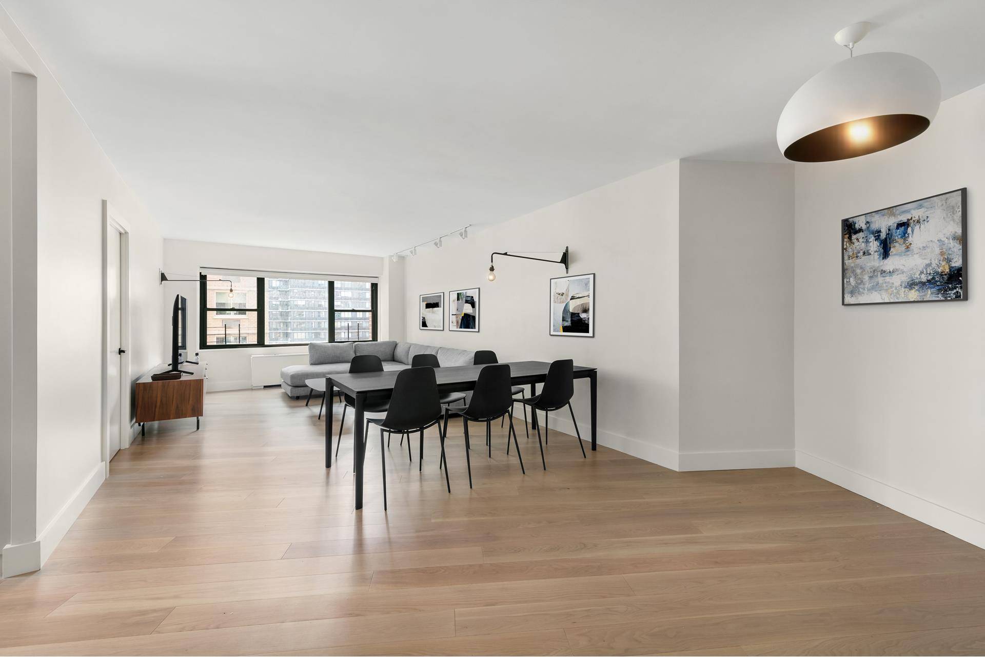 Introducing 18D at One Lincoln Plaza Be the first to live in a brand new amp ; tastefully furnished 3 bed 2.
