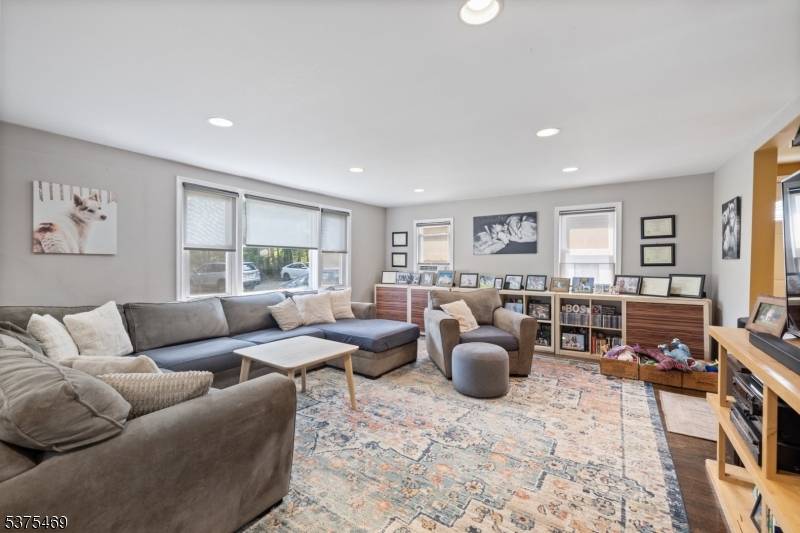 Beautifully Renovated 2, 000 Sq Ft Colonial in Prime Location !