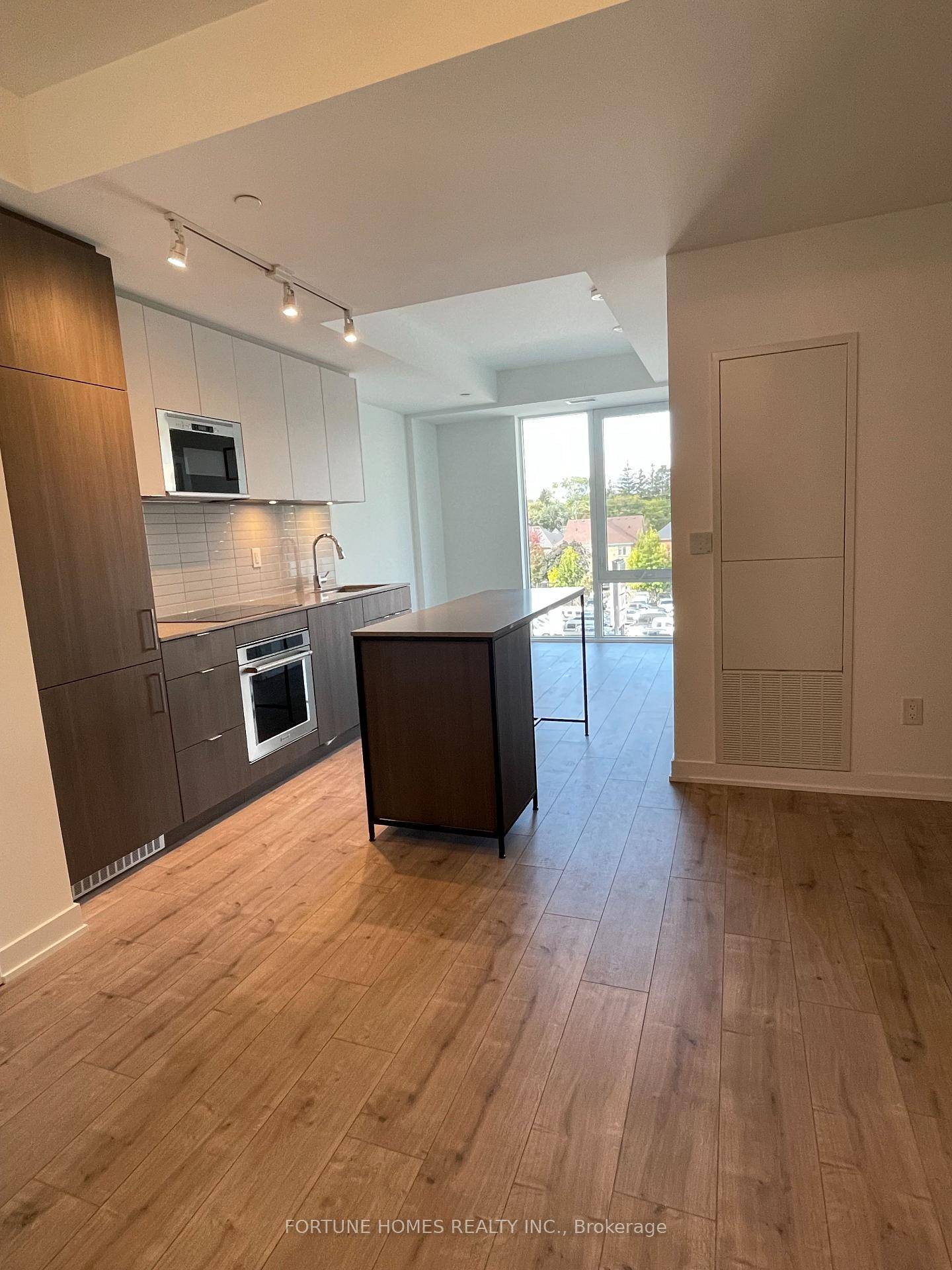 Only 2 Year Old 1 Den Condo From The Coveted BRIGHTWATER Project In One Of The Most Desired Locations In Mississauga At Port Credit.