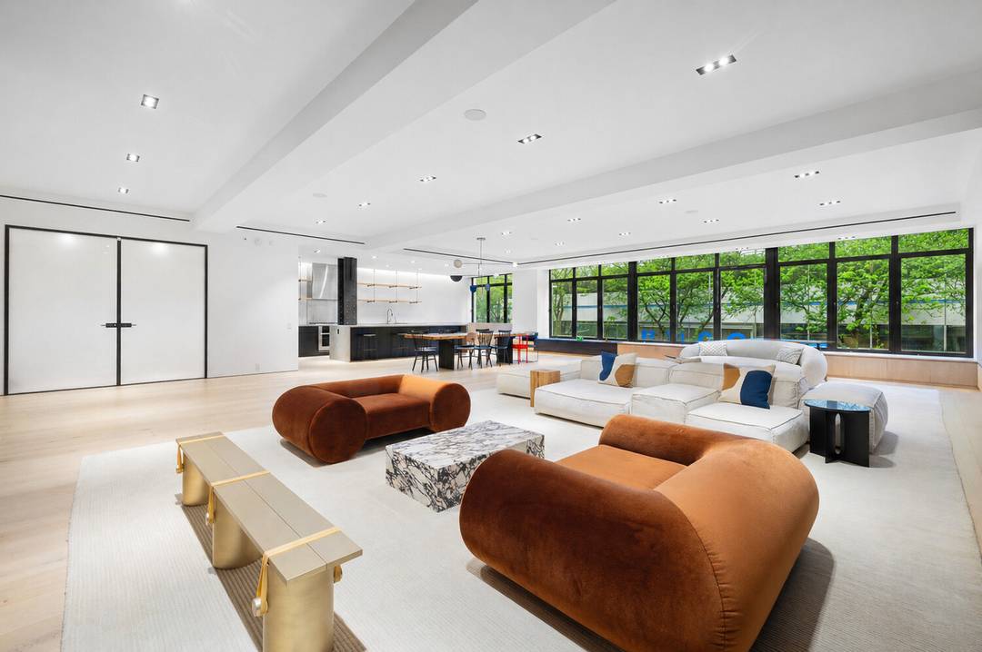 Welcome to Residence 2 at The Hastings Building, an extraordinary full floor loft offering 4, 000 square feet of grand, light filled living with impeccable finishes and privacy throughout.