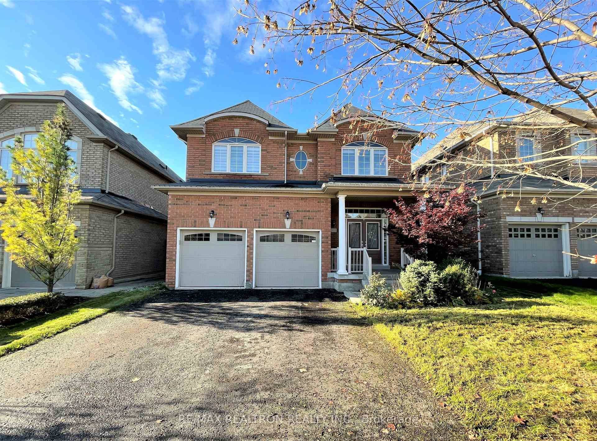 Magnificent 5 Bedroom 5 Washroom Executive Home In Prestigious Upper Thornhill Estates.