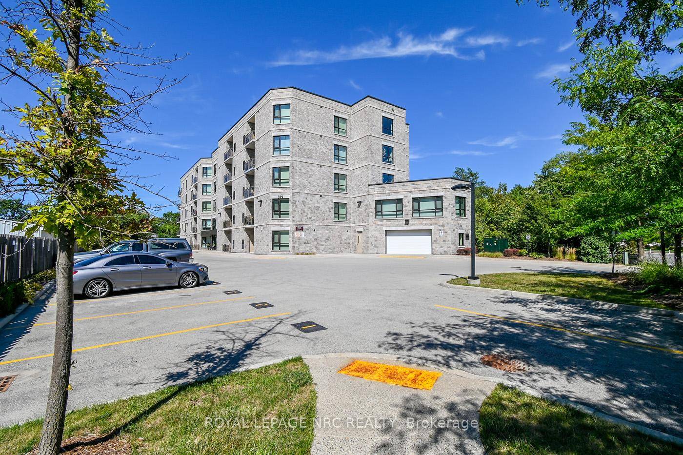 Welcome to Walkers Creek Condos !