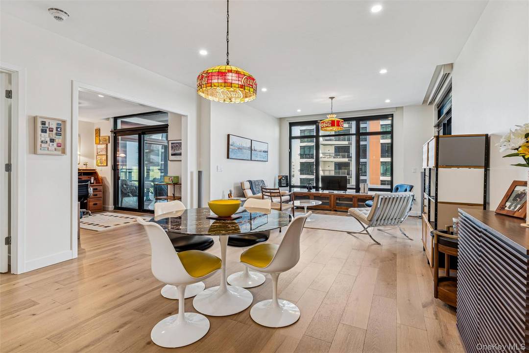 Live where refined design meets the rhythm of the ocean.