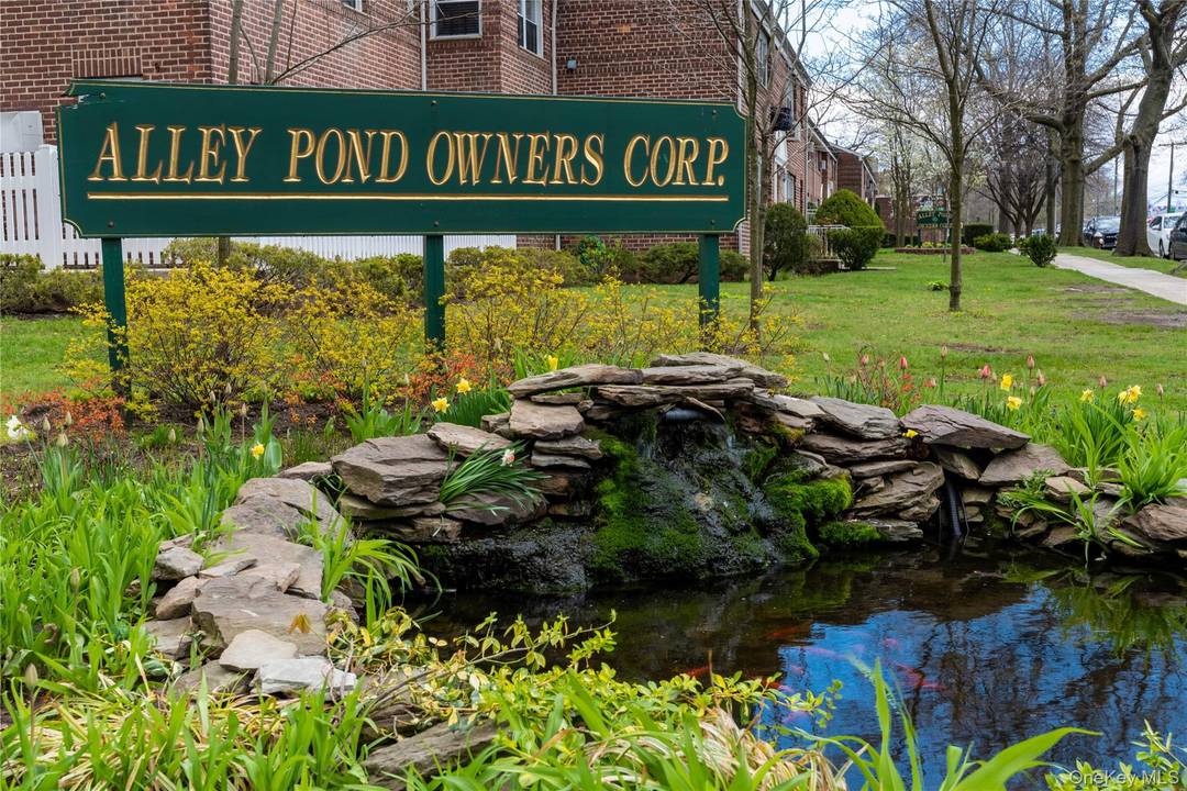 Welcome to 224 38 Kingsbury Ave, a unique, corner first floor 2 bedroom with a beautiful wrap around patio with white picket fence, a nice outdoor sitting area to relax, ...