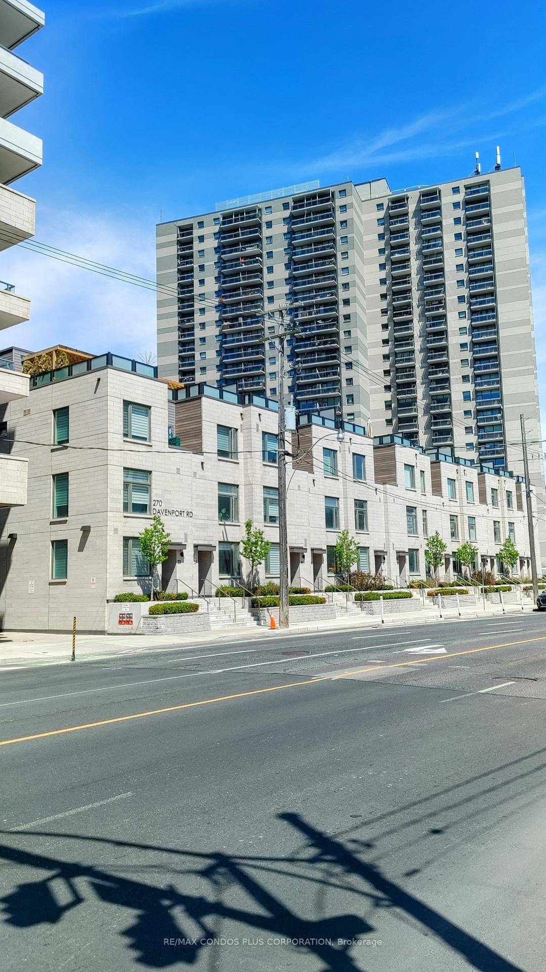 Experience Elevated Luxury Living In The Prestigious Annex Yorkville !