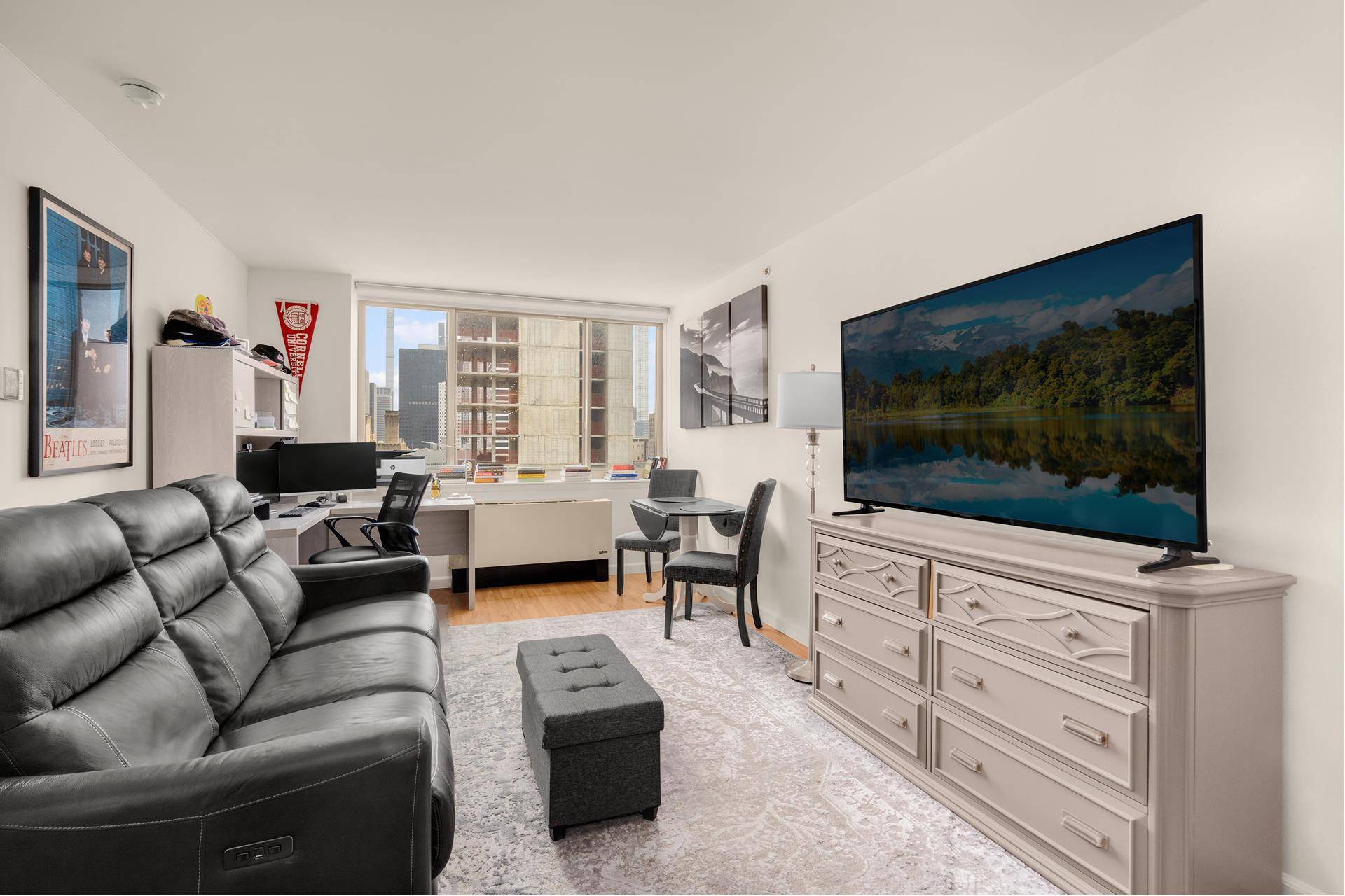 Rare opportunity to take over a below market rent stabilized lease in an amenity rich building.