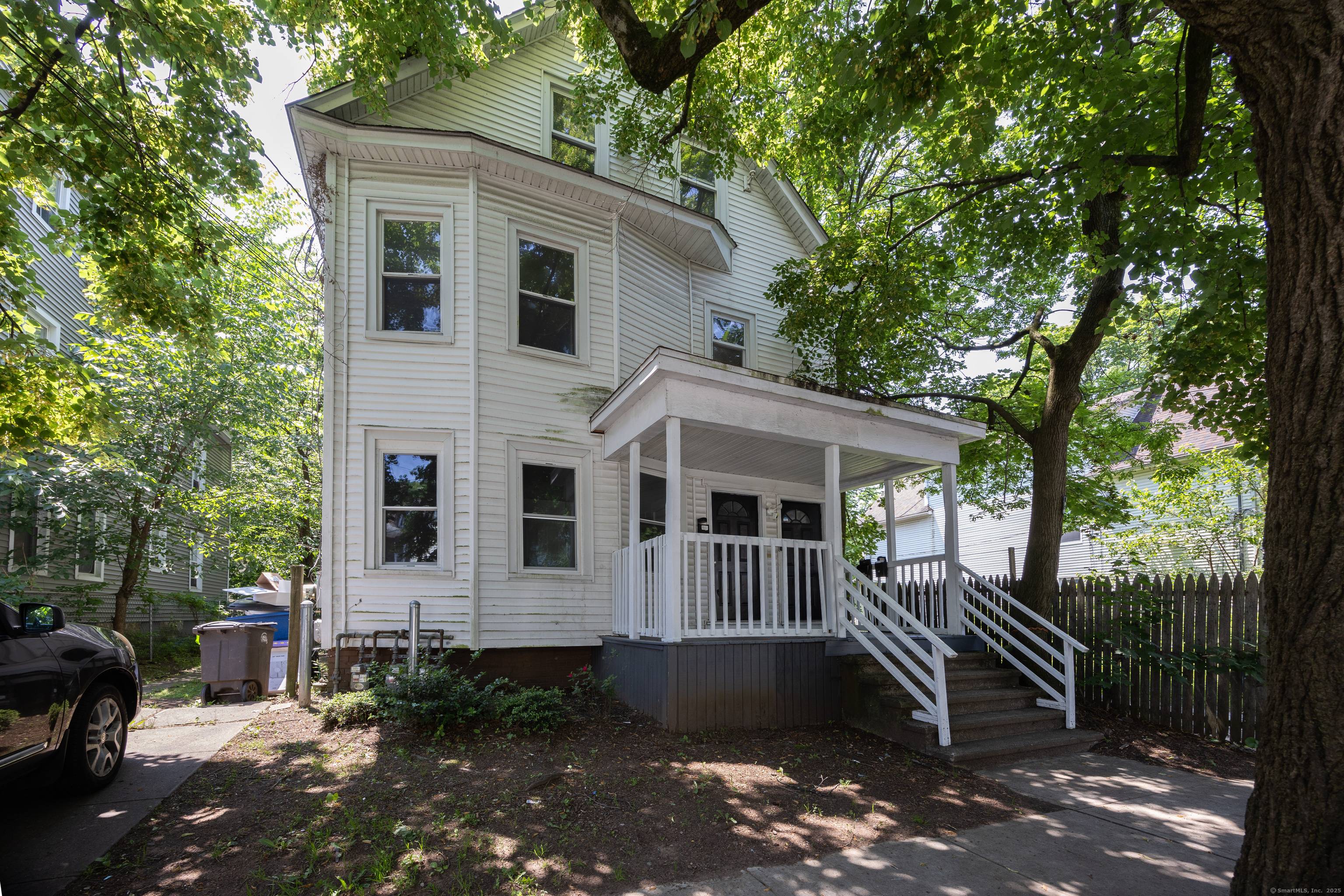 RARE REAL ESTATE OPPORTUNITY FOR BOTH INVESTORS OR OWNER OCCUPANTS ; THIS VALUABLE ASSET IS WITHIN WALKING DISTANCE TO HILLHOUSE HIGH SCHOOL FOUR ELEMENTARY SCHOOLS AND THE CAMPUS OF SOUTHERN ...