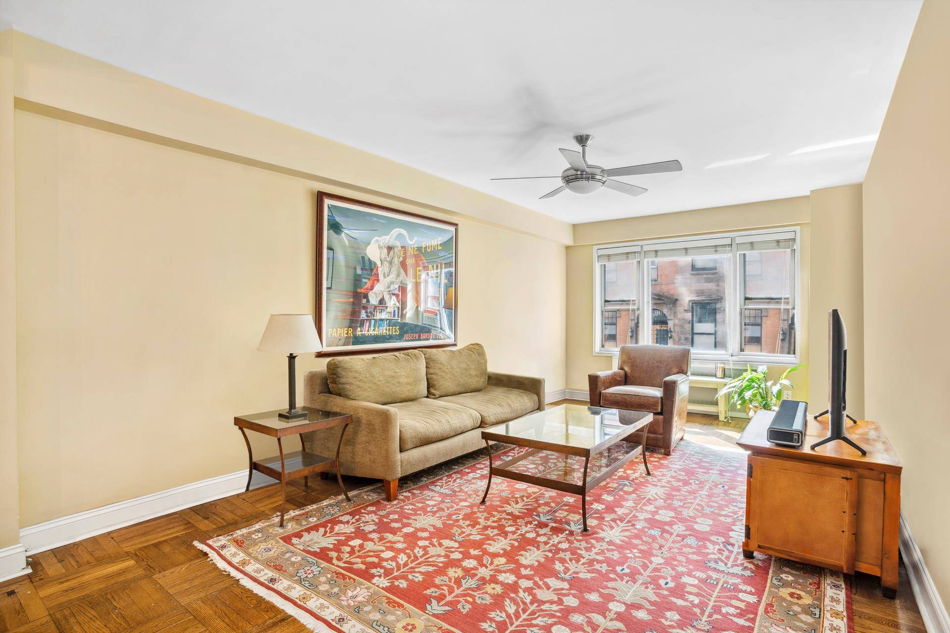 Located within the prestigious National Historic Landmark neighborhood of Brooklyn Heights, 135 Willow is a hidden gem in the heart of this historic area.