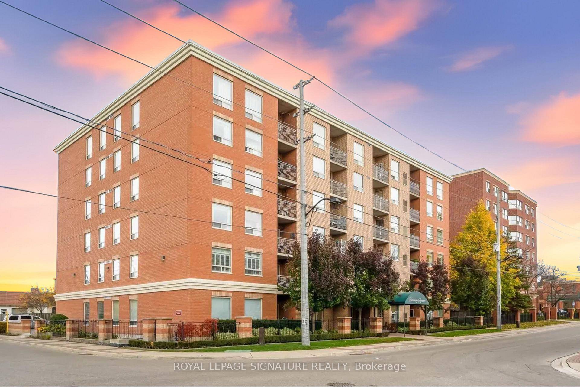 Live in the heart of historic Streetsville, one of Mississauga's most charming and vibrant communities.