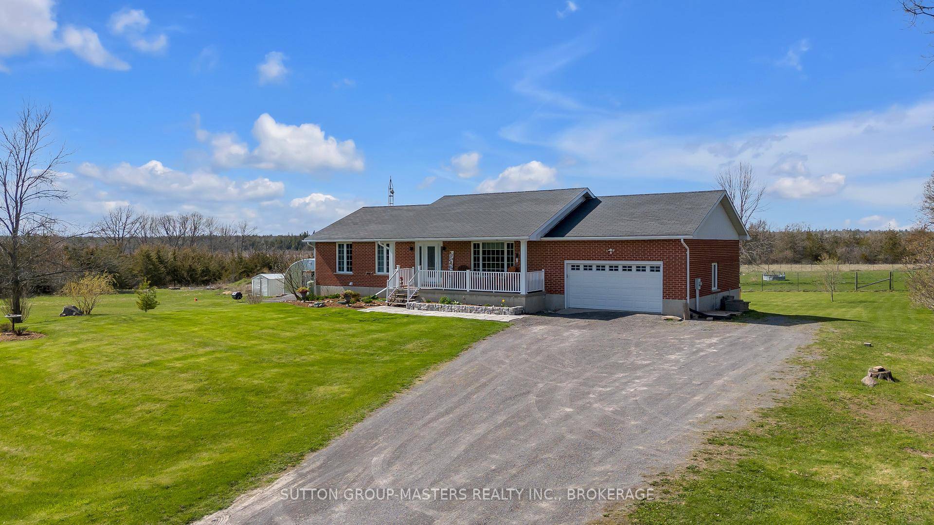 Welcome to your private retreat this stunning 28 acre property offers the perfect blend of natural beauty, modern comfort, and functional space.