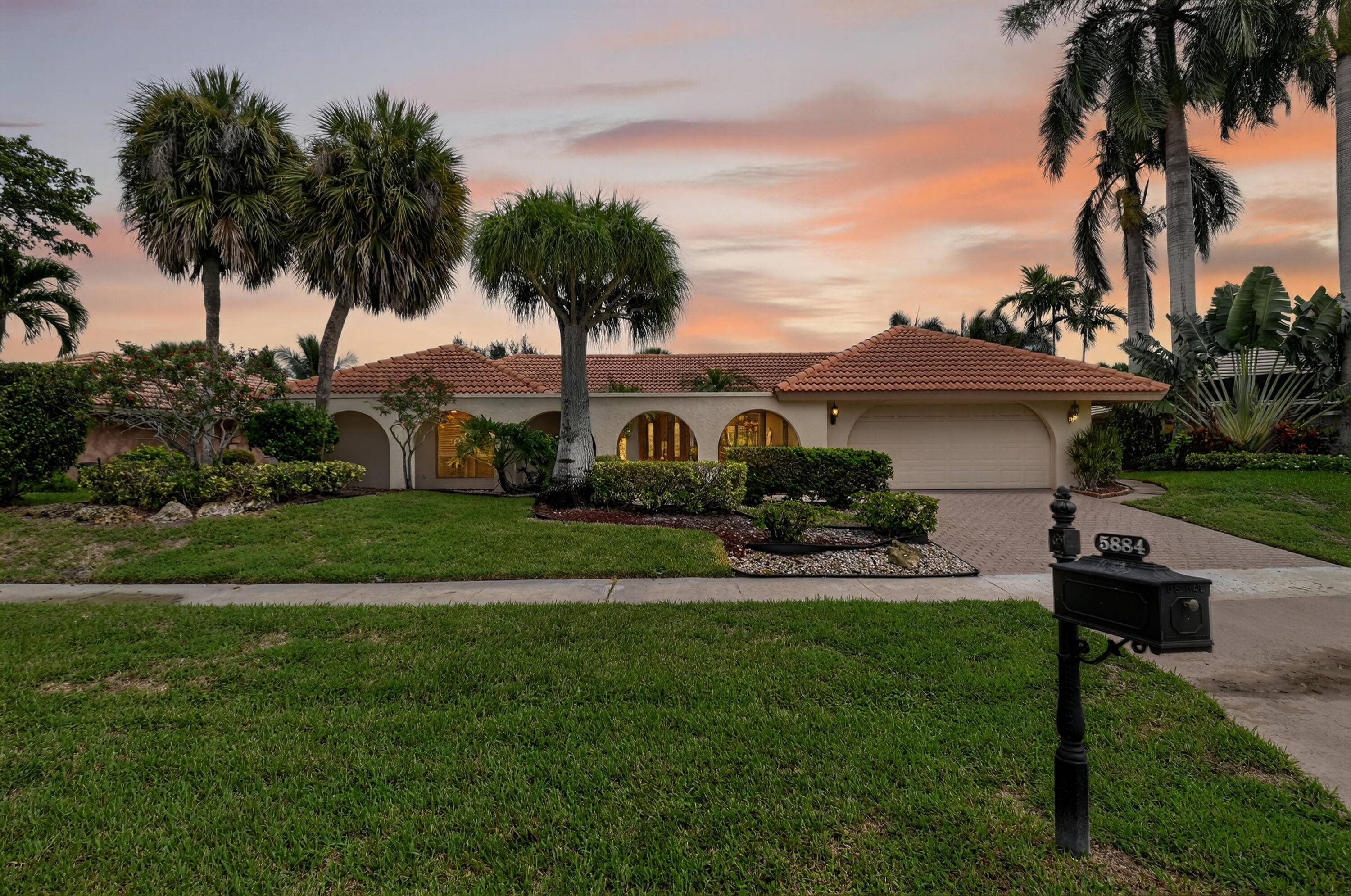 35 monthly HOA fee ! ! ! Set in the coveted Brookfield community of Boca Raton, this exceptional residence blends refined elegance with everyday comfort and an unbeatable location.