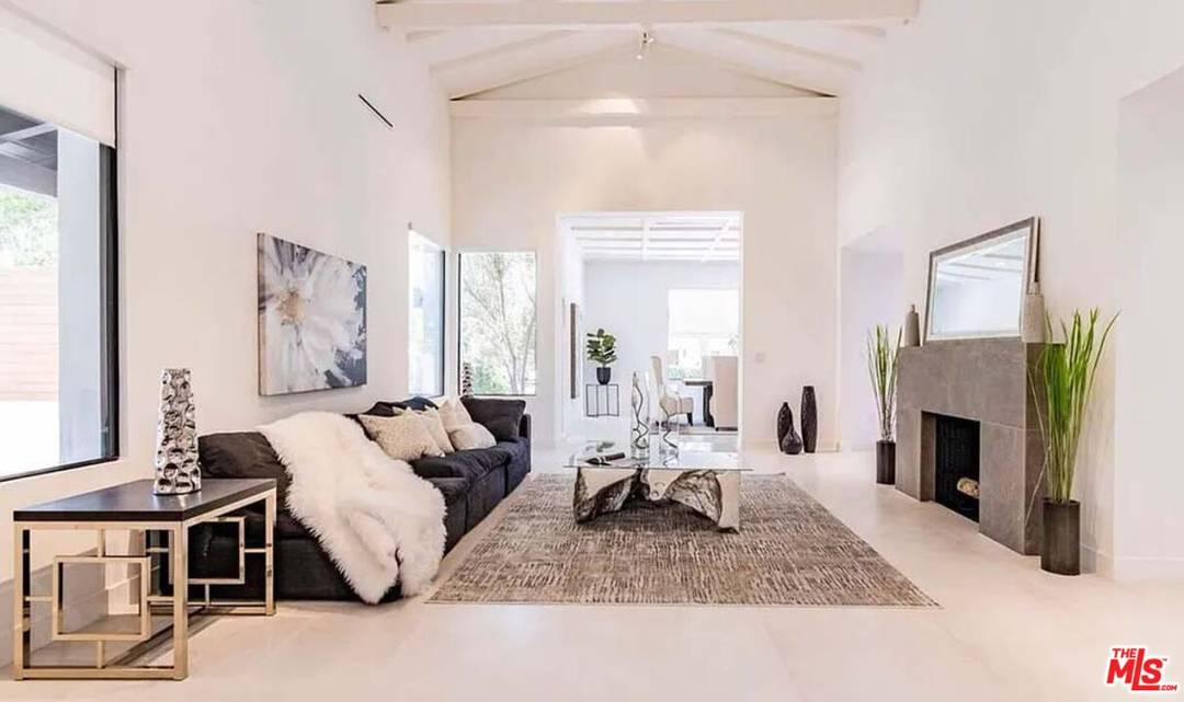 201  S Bedford Dr 5BR Beverly Hills La