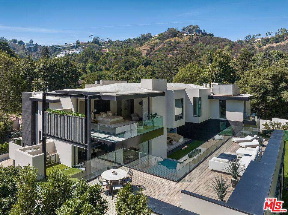 982   Stone Canyon Rd 7BR Bel Air La