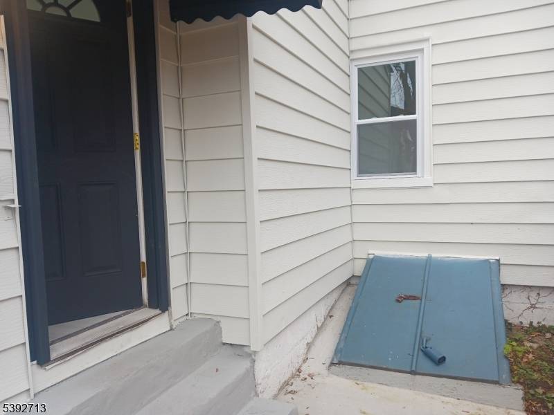 This completely updated house offers phenomenal living near all public transportation as well as convenience by car.