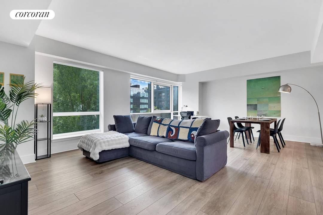 Luxury Condo in Williamsburg Schaefer Landing South at 446 Kent Avenue Discover your luxury condo in Williamsburg at Schaefer Landing South, 446 Kent Avenue, perfectly positioned in the heart of ...