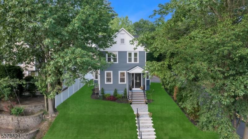 Modern Farmhouse. All New in 2025 and Move In Ready !