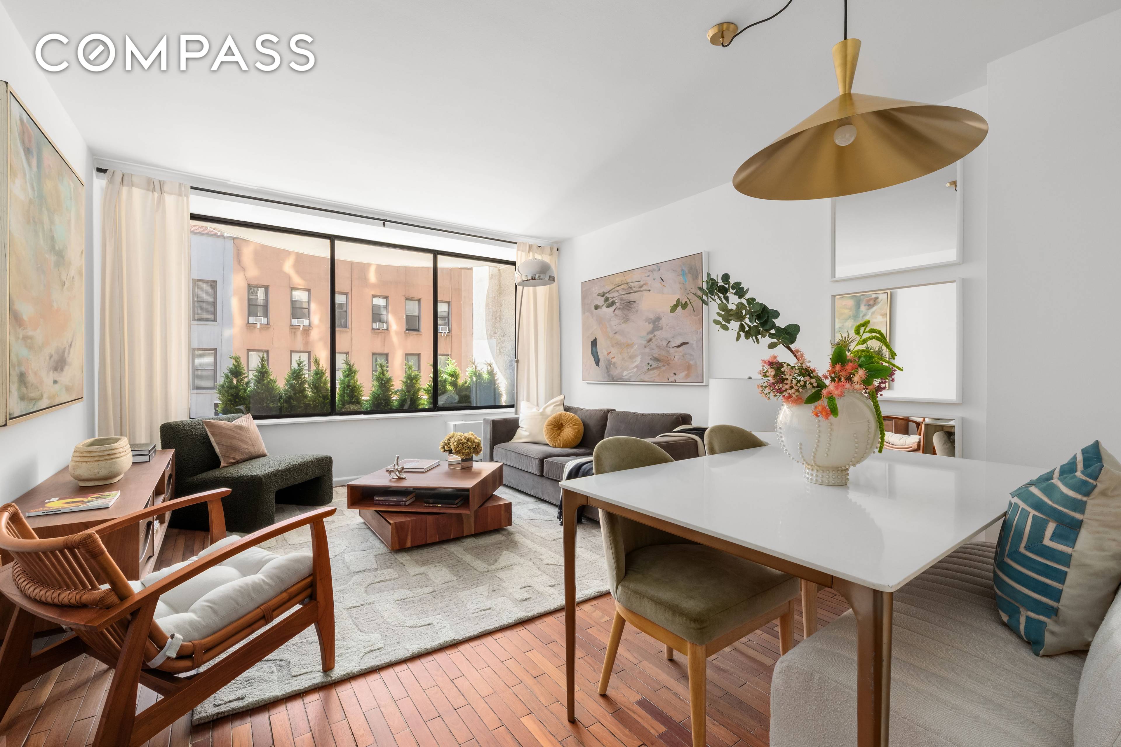 Residence 3F is a spacious one bedroom, one bathroom home with a planter terrace located in The Ventana, a full service, Upper East Side condominium at the corner of East ...