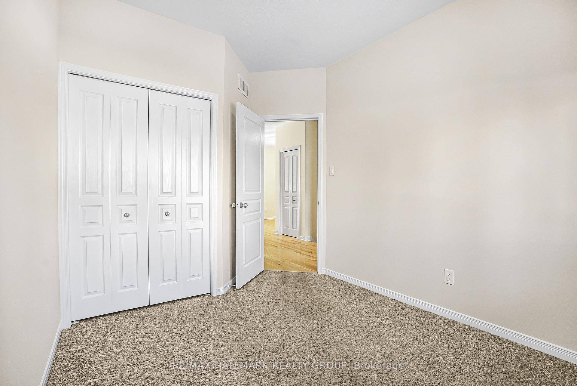 OPEN HOUSE SUNDAY MARCH 2, 2 00 4 00 Welcome to this freshly painted Energy Star rated home, offering 30 more efficiency than standard homes.