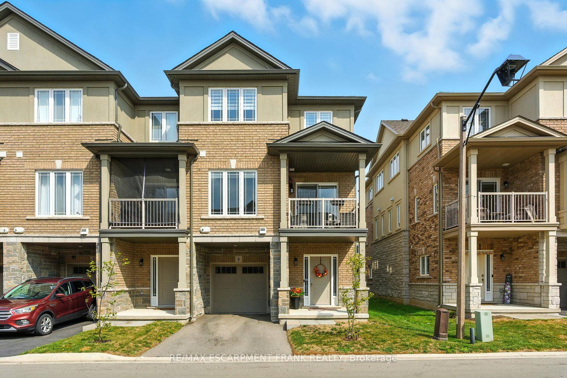 Welcome to this stunning well cared for home !