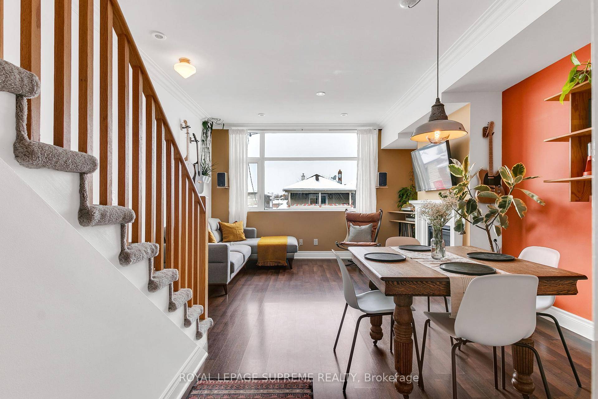 The Heart of Rogers ! Welcome to this beautifully upgraded and stylish 2 bedroom, 2 bath condo townhouse, designed for both comfort and convenience.