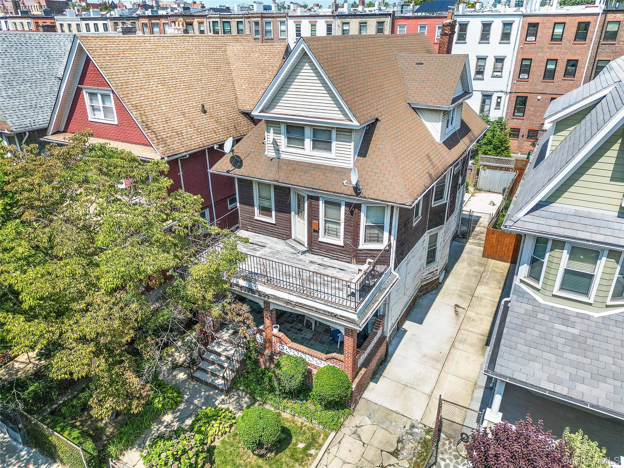 Welcome to 139 Fenimore Street, a distinguished detached Colonial style home in the Prospect Lefferts Gardens Historic District, just a short distance from the beauty of Prospect Park.