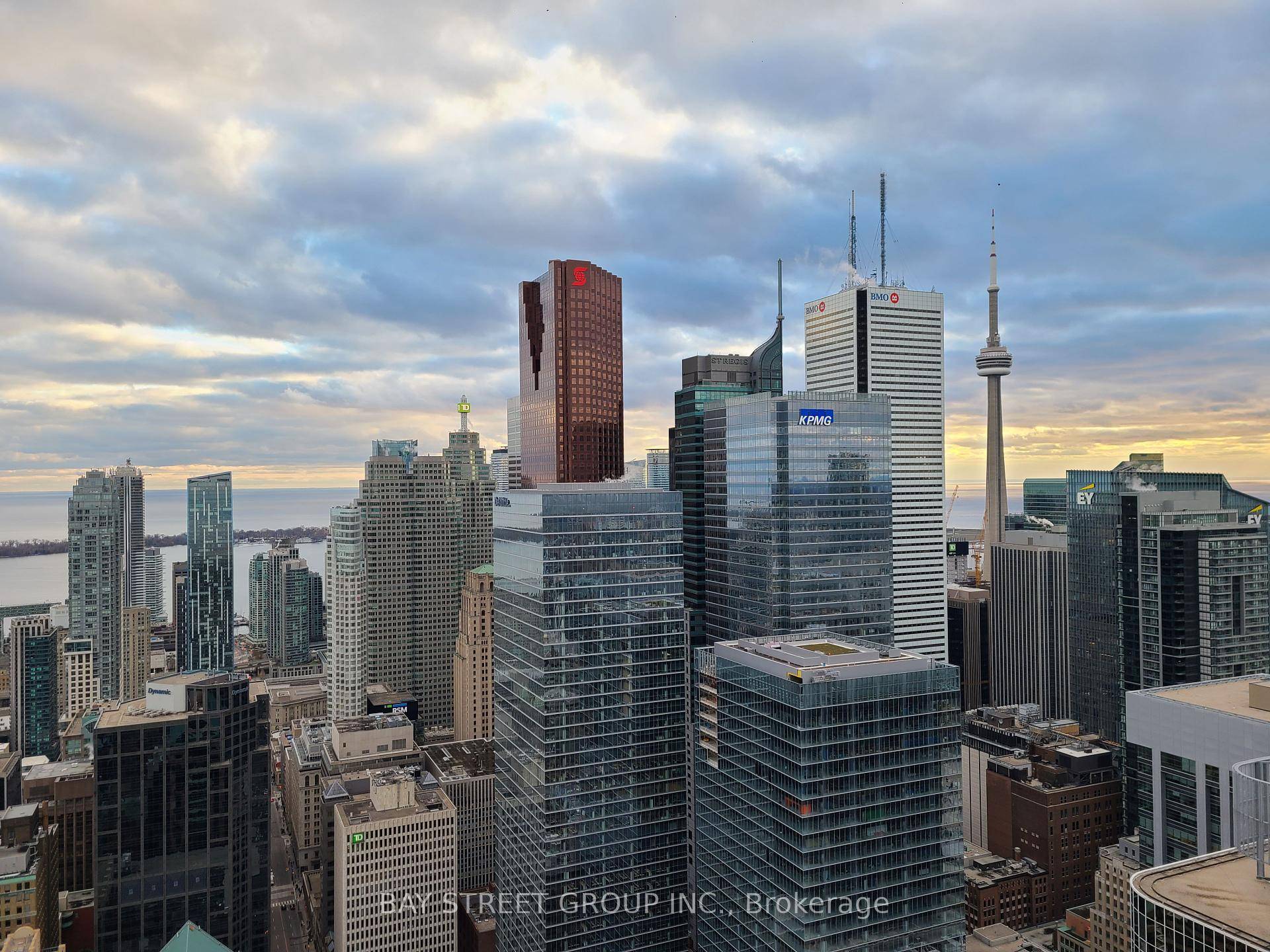 Fully Furnished ! ! Luxurious SW Facing 3 Br 2Bath Suite W 355 sqft Huge Wrap Around Terrace, Lake amp ; CN Tower Views.