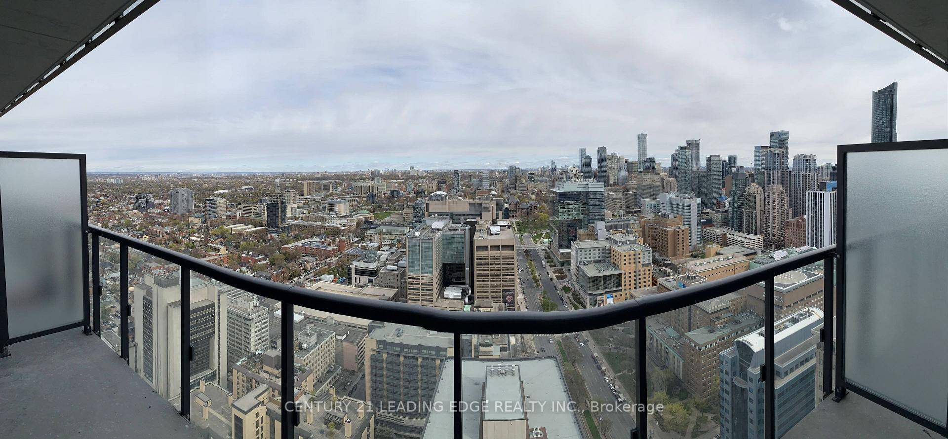 Live In The Luxurious amp ; Exclusive Residences Of 488 University.