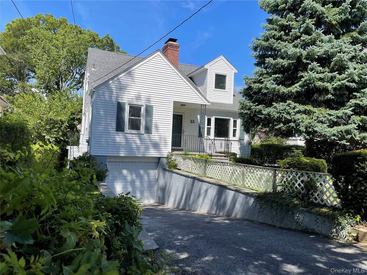 Lovely Colonial steps from the Scarsdale Train Station.