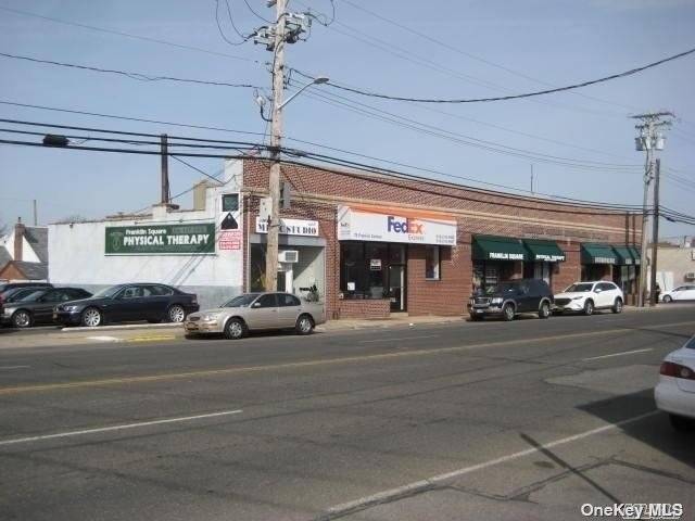 The retail space on the busy street for rent a building near the area neighborhood shopping center.