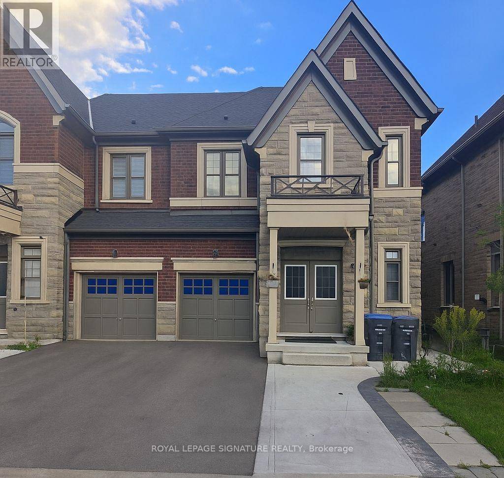 LEGAL BASEMENT APARTMENT OVER 900 SQ FT AVAILABLE FOR LEASE.