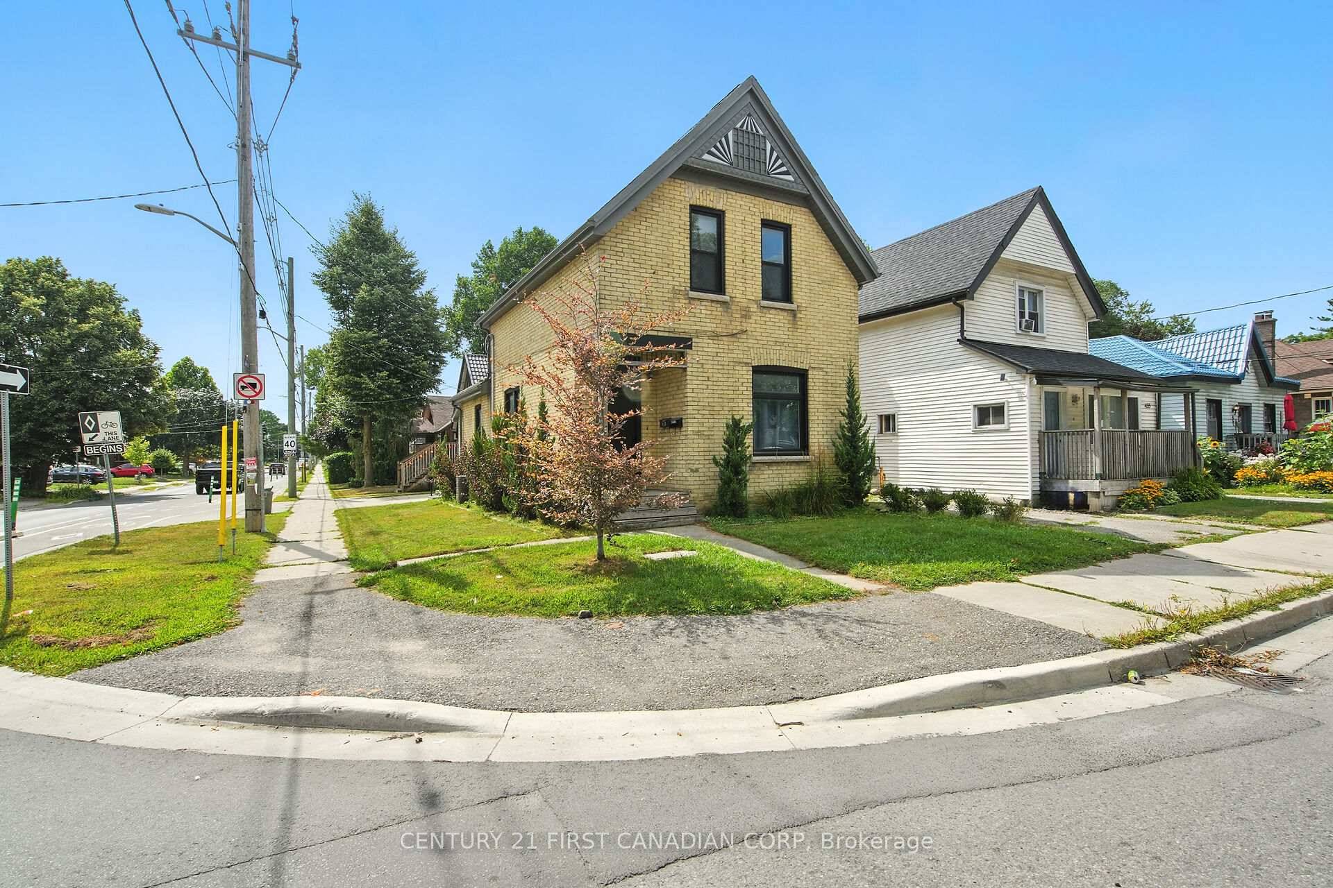 ATTENTION INVESTORS ! ! Have you been searching for an updated, low maintenance income property in London with a great CAP rate ?