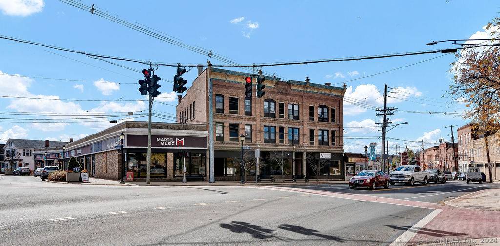 Prime Investment Opportunity in Downtown Plainville !