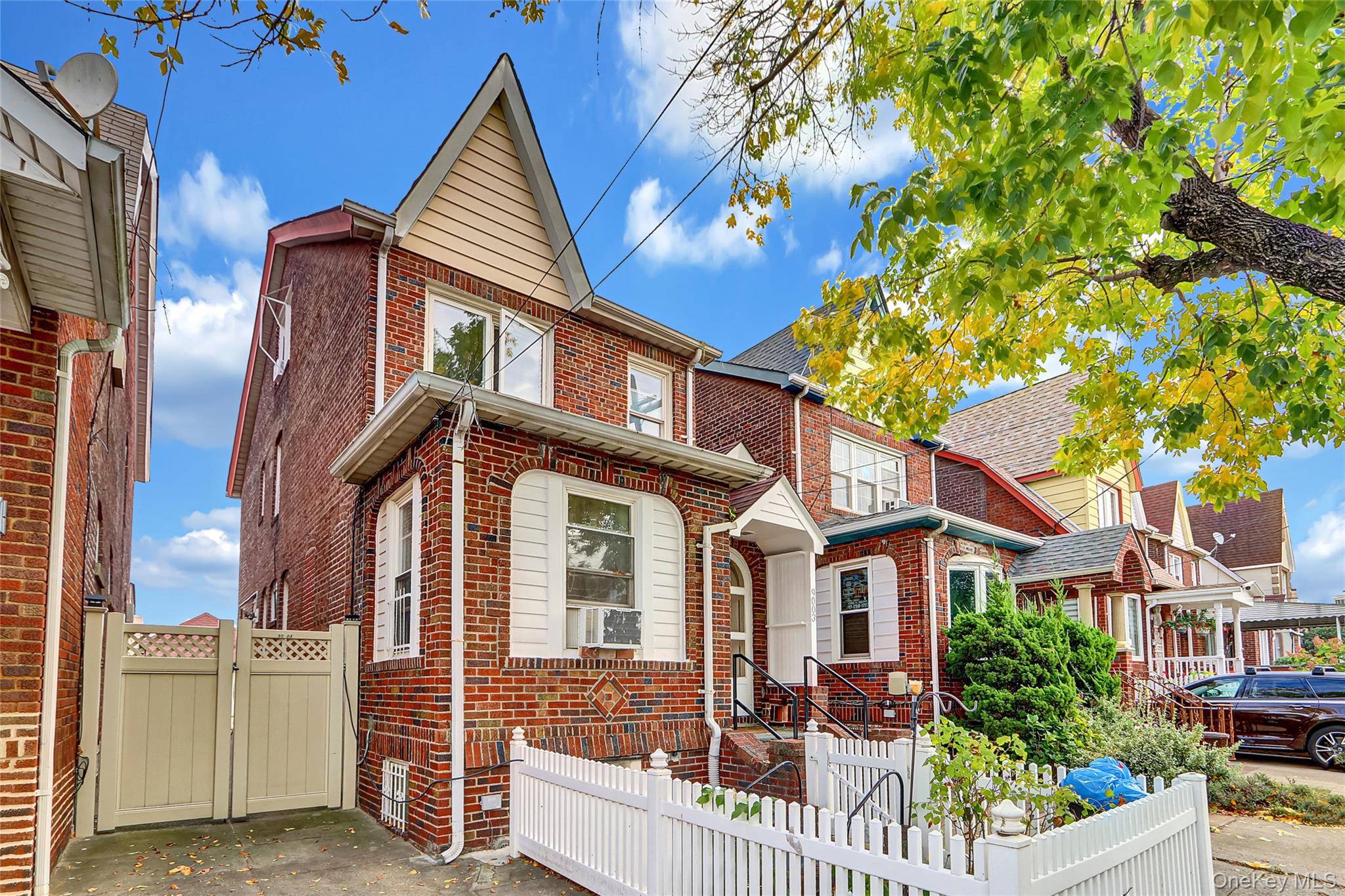 Beautiful full brick multifamily house converted from single family fully renovated right next to Crossbay Blvd ad close to all transportation.