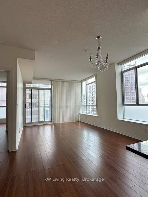 Welcome to Solstice Condos at 225 Webb Drive !