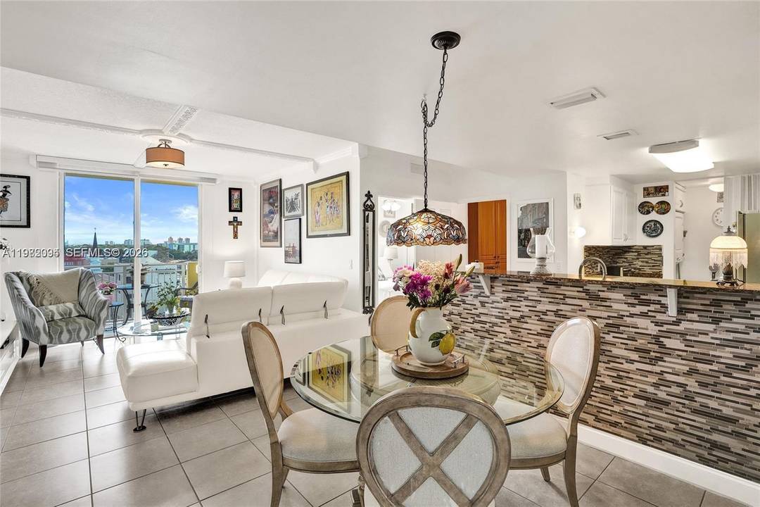Beautiful 2 bedroom, 2 bath split level condo located in a charming building located in the sought after Coral Gables.