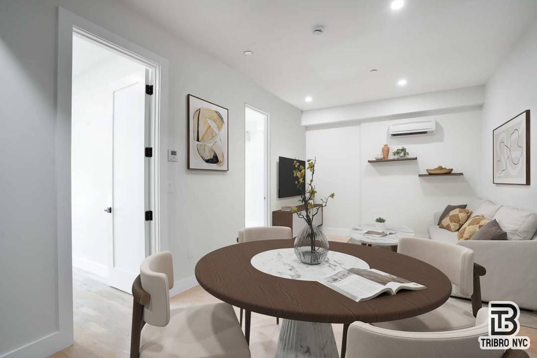 Next Level Williamsburg Living Stunning 2BR 1BA with Shared Roof Deck amp ; Laundry In BuildingThis isnt just an apartmentits your private perch above Williamsburg.