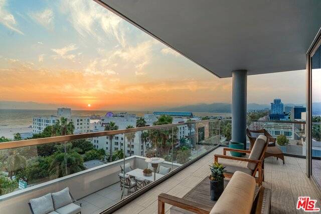 1755 Ocean Santa Monica LA