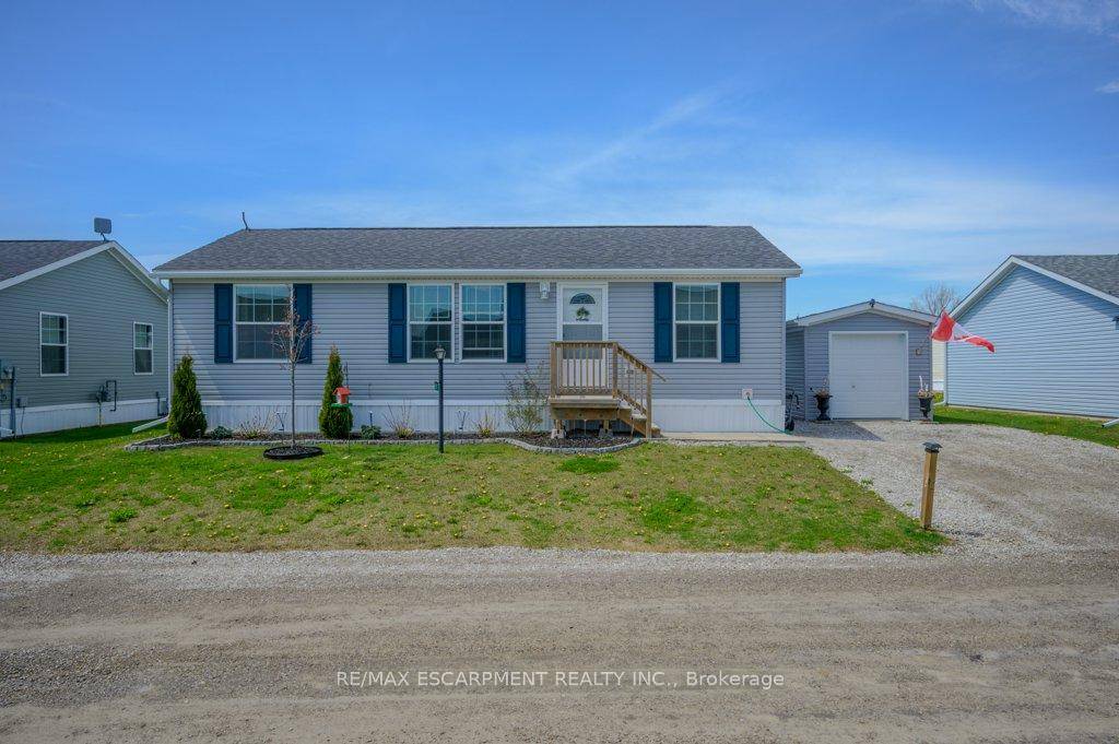 Tucked between the natural beauty of Selkirk Conservation Park and the shores of Lake Erie, this peaceful community offers a serene lifestyle with nature at your doorstep.