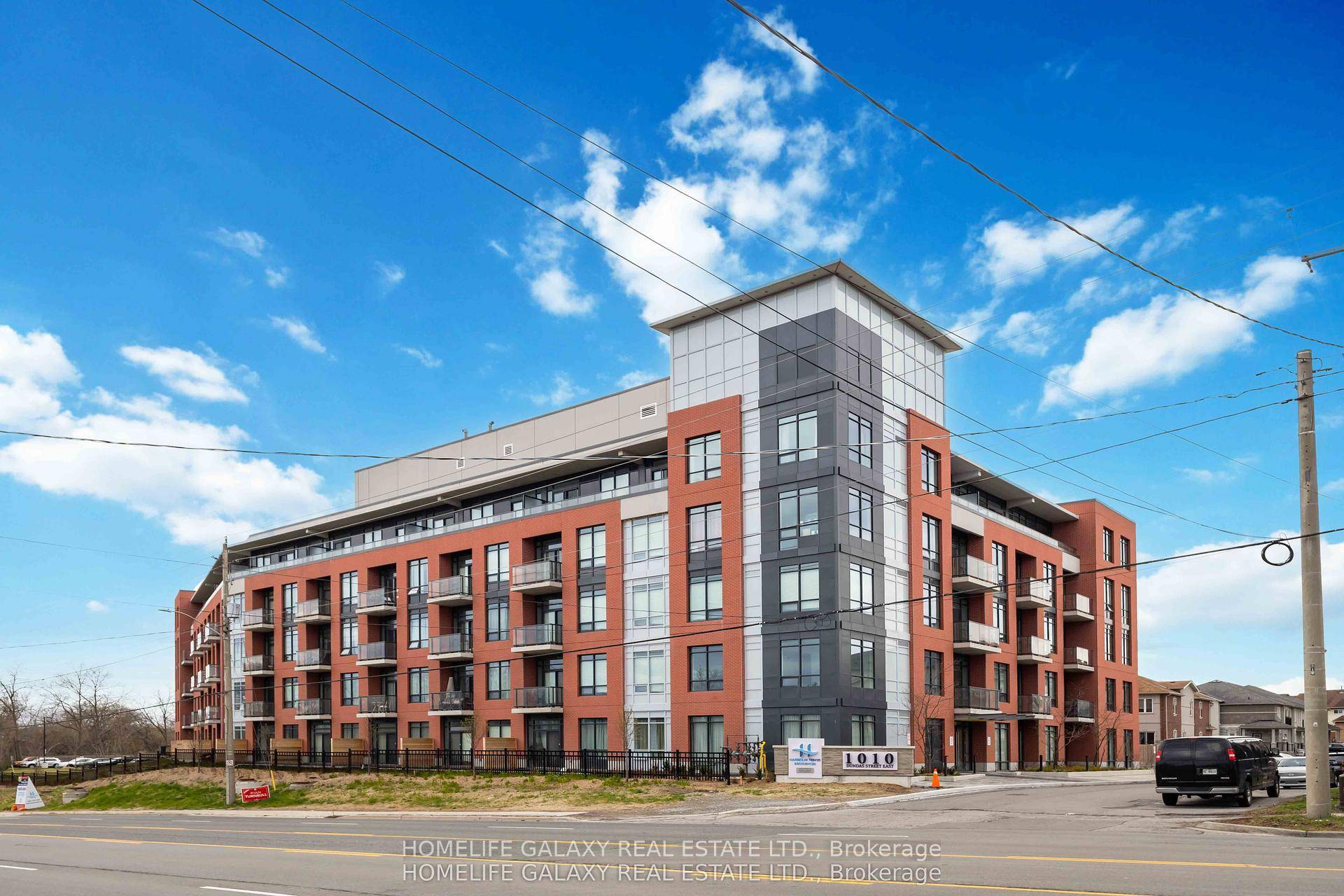 Experience modern living at Harbor Ten10 Condos with this brand new, never lived in 2 bedroom den corner suite, offering 920 sqft of total living space 854 sqft interior 66 ...
