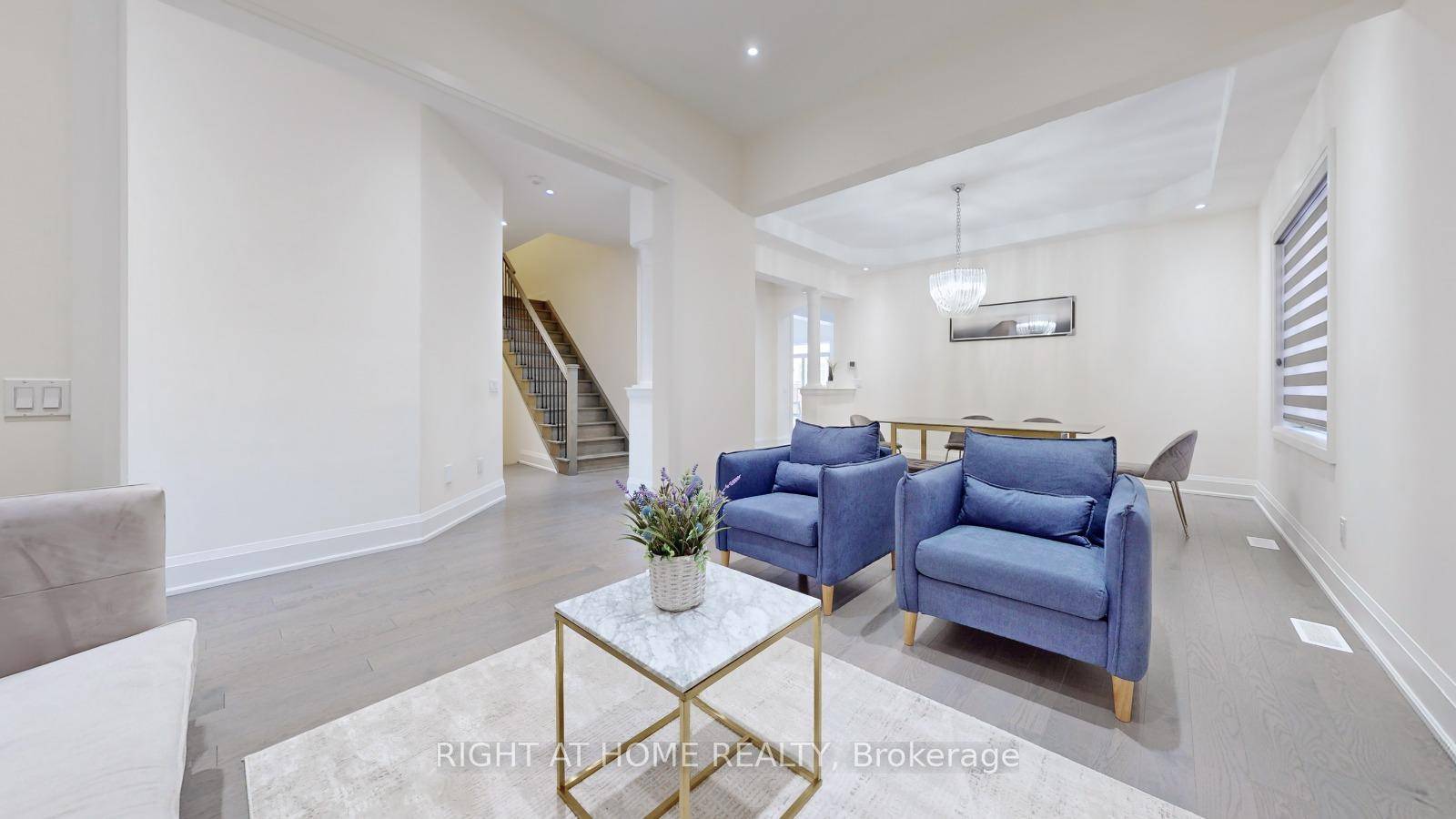 Welcome to 38 Elverton Crescent, a beautifully maintained 4 bedroom, 4 bathroom detached home in the heart of Northwest Brampton.