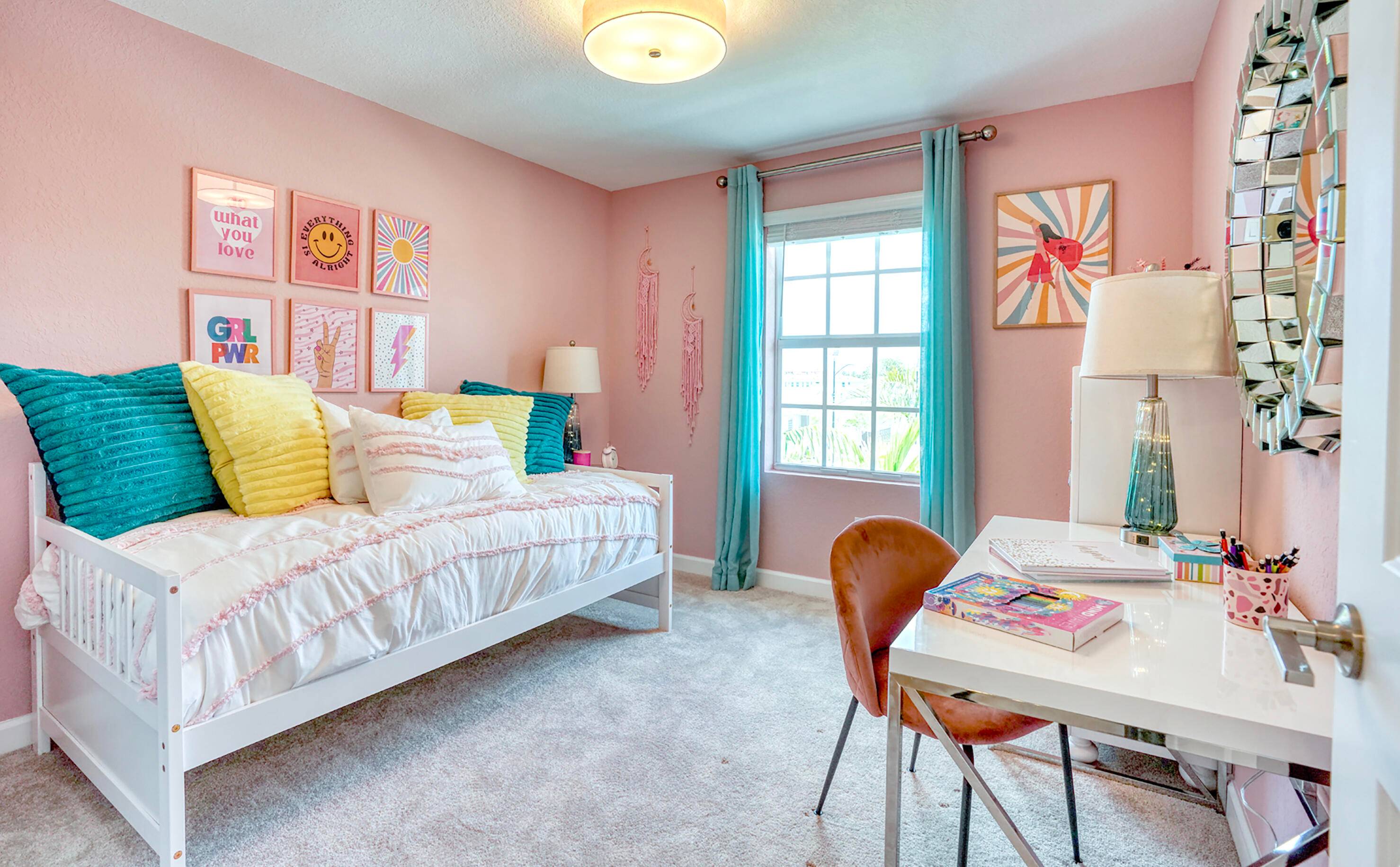 This two story townhome offers the best of family living with a shared open concept first floor that includes a modern kitchen, Great Room and dining room.
