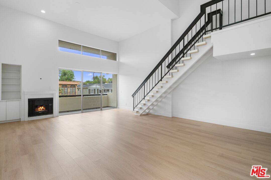 10511 Ashton Ave 3BR Westwood La