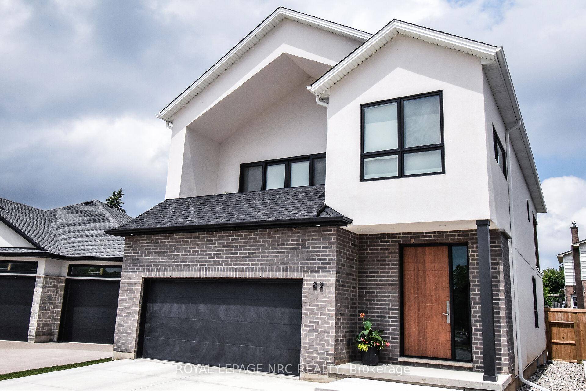 Welcome to this one of a kind, 3 bed plus den area masterpiece, custom designed to impress and perfect for entertaining.