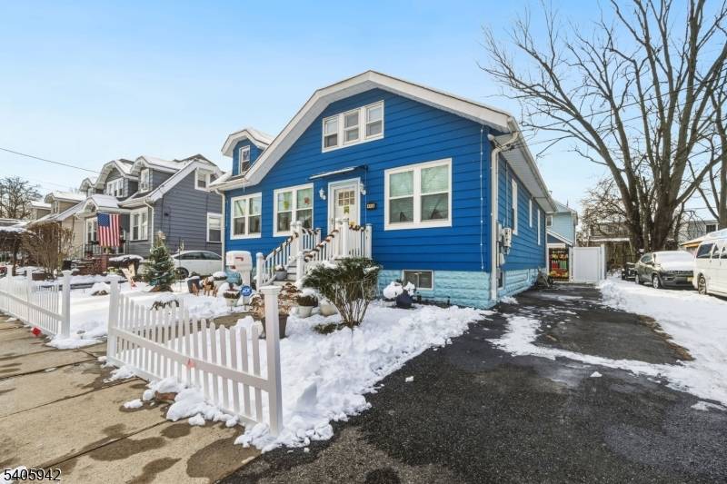 You will be surprised of the space this home has to offer !