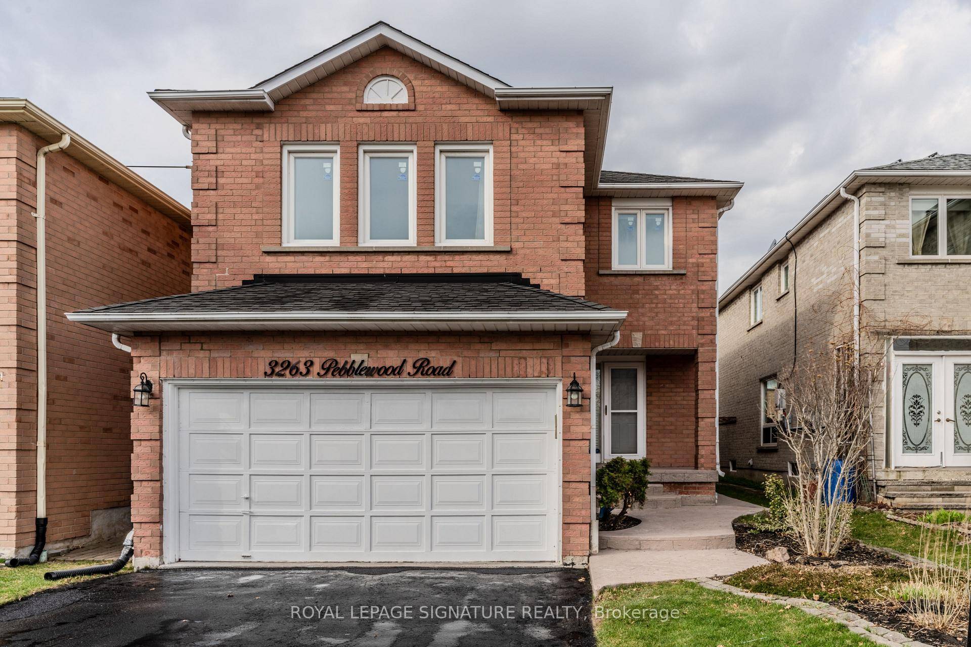 Stunning Fully Renovated Detached Home in Meadowvale A True Must See !