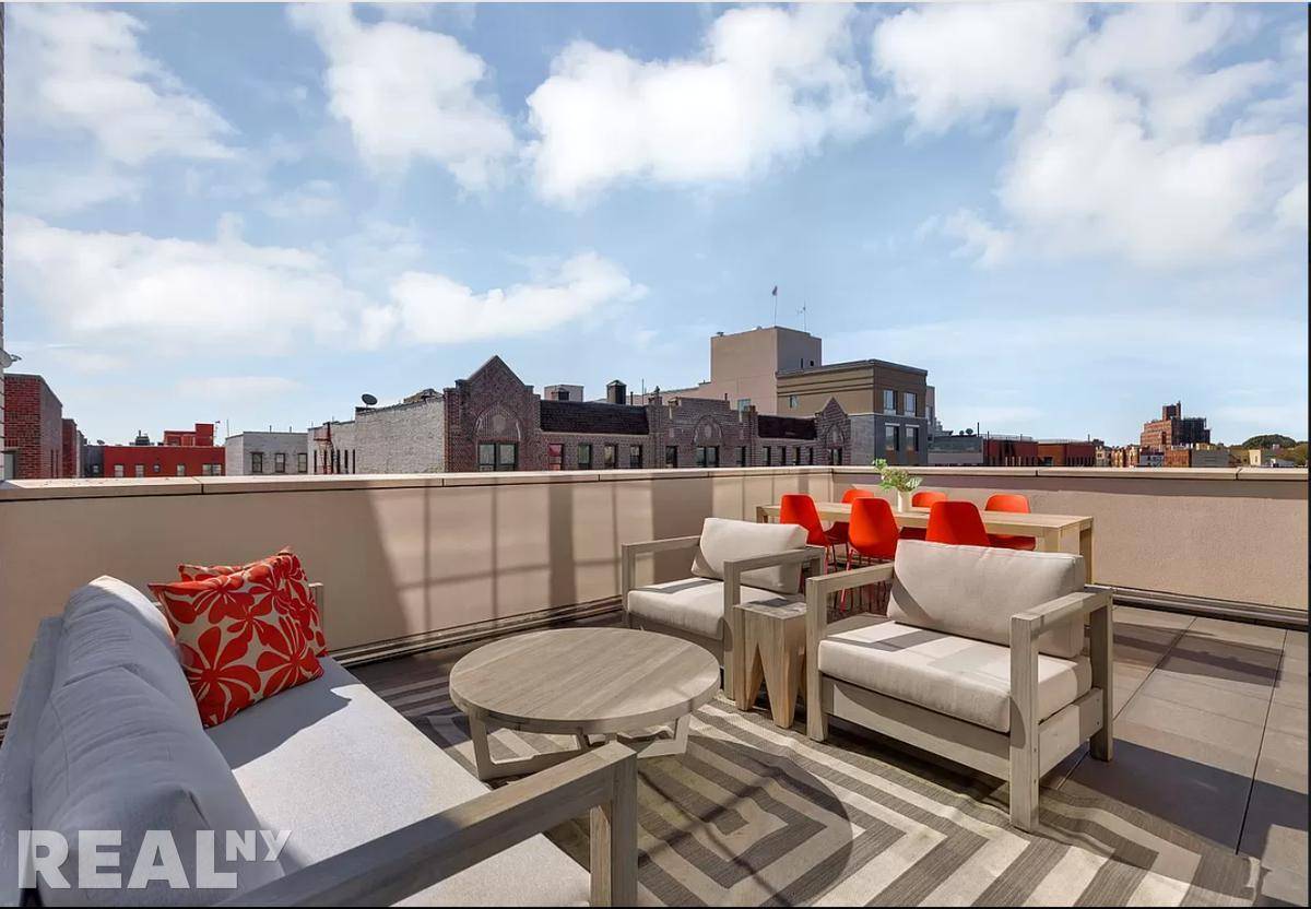 Be the FIRST to live in this beautiful north and west facing one bedroom, one bathroom home with private 324 sq ft of outdoor space.