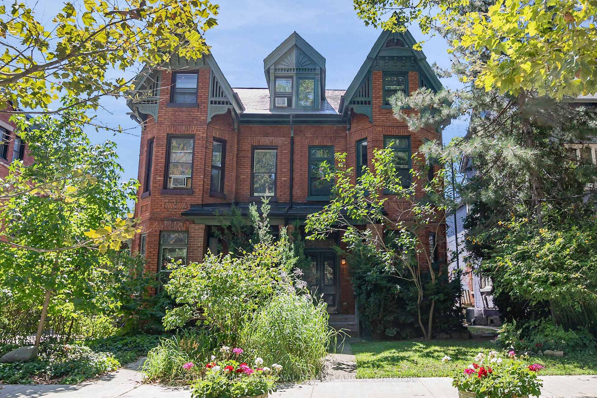 Lovely light filled, fully furnished basement apartment in gorgeous heritage family home, 2 minute walk to U of T, steps from Rom, University Hospitals, Transit, Gourmet Dining, Shopping.